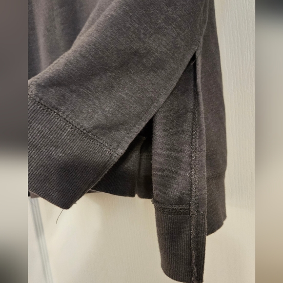 Wildfox XXL Gray Long Sleeve Sweatshirt - Picture 4 of 5